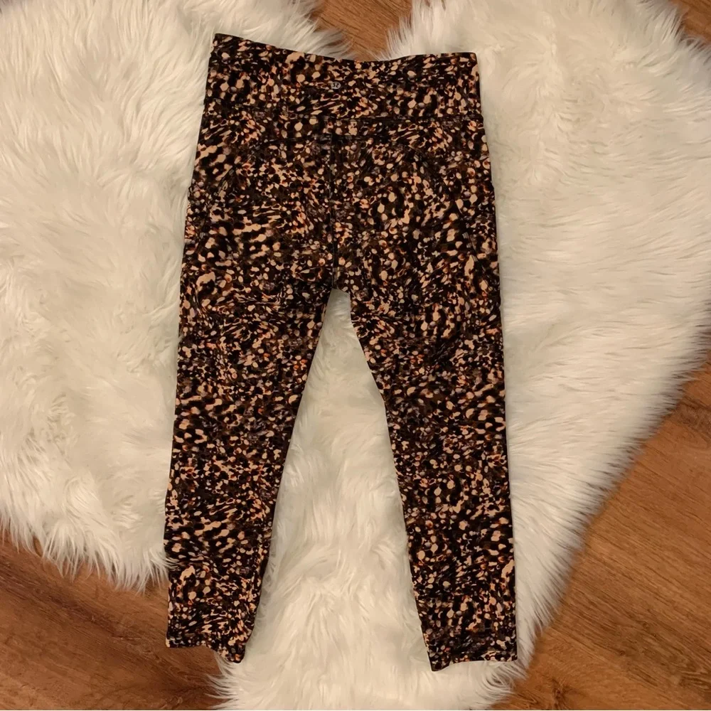 Lululemon Invigorate Hi-Rise Crop 23” Motion Flux Multi Size 8 Pockets Leggings